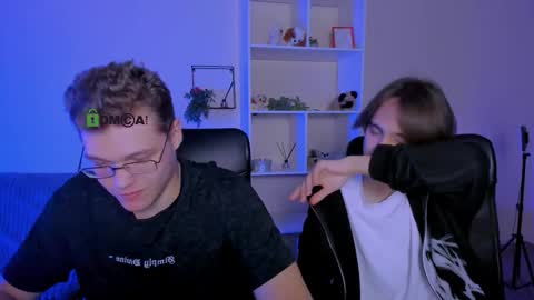 Karl online show from 10/10/25, 07:46