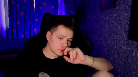 Snapshot of karl_night_ chatting on 02/24/26, 08:12 karl night online show from 02/24/26, 08:12