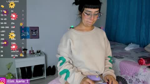 Snapshot of karla__1 chatting on 01/12/25, 02:35 Ill be on at sunday see u Lynn  Could u help me to reach 100 Thmbs upp plssss   Independent girl 3 online show from 01/12/25, 02:35