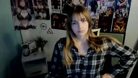 Karla online show from 10/26/25, 01:17