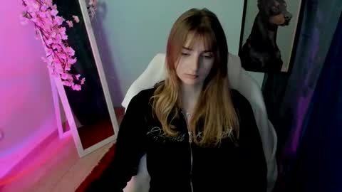 Karla online show from 12/19/25, 01:29