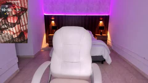 Karlaa  online show from 11/24/25, 10:59