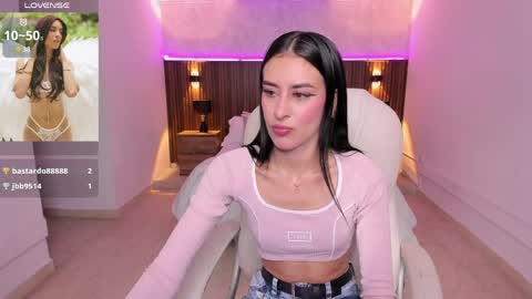 Karlaa  online show from 04/18/26, 11:03