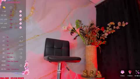 Snapshot of karlaebony_ts chatting on 09/25/25, 01:48 KARLA online show from 09/25/25, 01:48