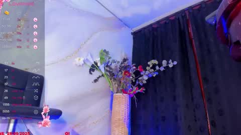 Snapshot of karlaebony_ts chatting on 09/28/25, 01:38 KARLA online show from 09/28/25, 01:38