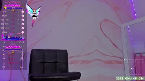 Snapshot of karlaebony_ts chatting on 10/05/25, 02:04 KARLA online show from 10/05/25, 02:04