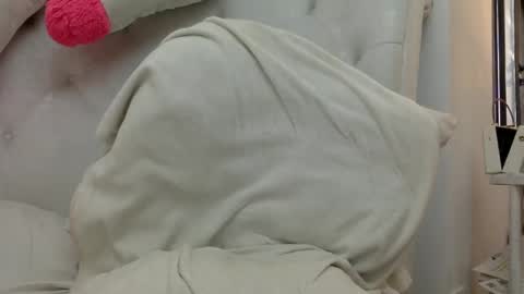 KARLA A online show from 02/26/25, 01:52