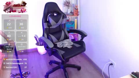 Snapshot of karlavittar chatting on 02/07/25, 12:20 karlavittar online show from 02/07/25, 12:20