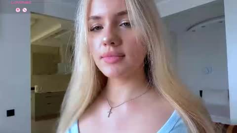 Olivia online show from 03/27/26, 10:04