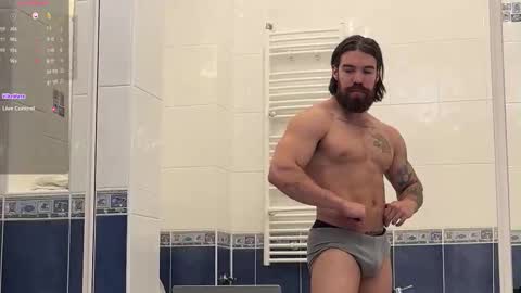 Karlos and Louis online show from 09/27/25, 03:39