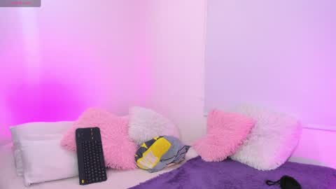Snapshot of karly__rios chatting on 07/29/26, 03:37 Karlyy online show from 07/29/26, 03:37