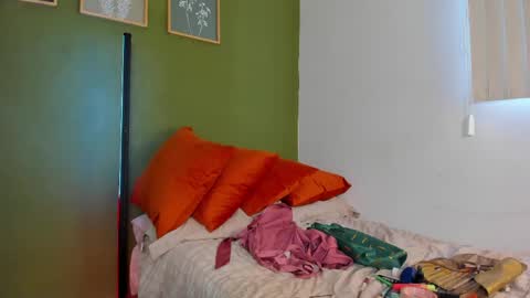 Karlye online show from 06/04/26, 09:43