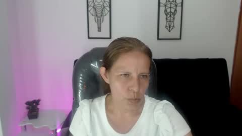 KARLYE online show from 02/18/25, 05:42