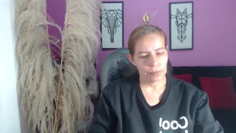 KARLYE online show from 09/10/25, 02:11