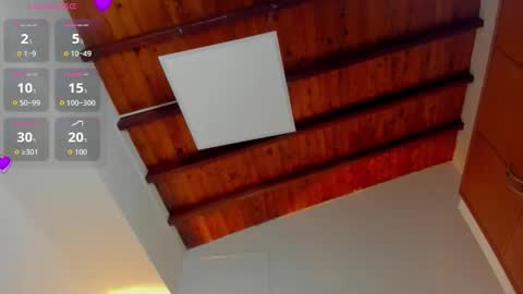 karlyy_ online show from 11/20/25, 07:46