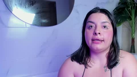 karo_linee online show from 02/14/26, 12:02