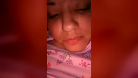 Snapshot of karol103900 chatting on 06/12/26, 04:33 Karol online show from 06/12/26, 04:33