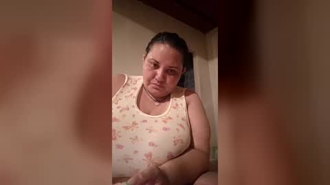 Snapshot of karol103900 chatting on 06/23/26, 01:47 Karol online show from 06/23/26, 01:47