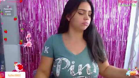 Snapshot of karol_09 chatting on 01/21/25, 02:43 karol 09 online show from 01/21/25, 02:43