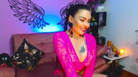 Karol Kenedy online show from 01/14/25, 06:02