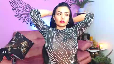 Karol Kenedy online show from 03/06/25, 06:19