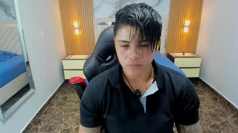 Snapshot of karolandluna chatting on 04/21/26, 07:06 Karol and Luna online show from 04/21/26, 07:06