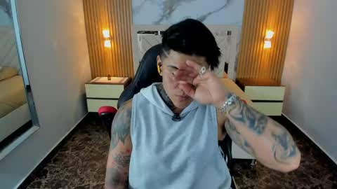 Snapshot of karolandluna chatting on 05/28/26, 07:11 Karol and Luna online show from 05/28/26, 07:11