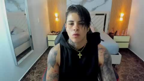 Snapshot of karolandluna chatting on 07/11/26, 12:30 Karol and Luna online show from 07/11/26, 12:30