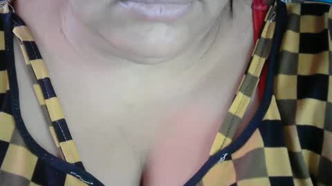 karolbb online show from 03/12/25, 02:23