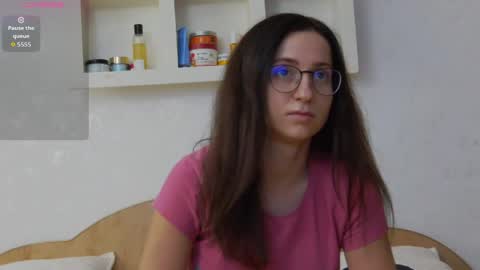 Snapshot of karoldolly chatting on 04/11/26, 02:21 KarolDolly online show from 04/11/26, 02:21