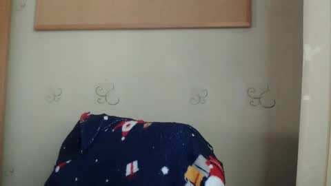 Karol  online show from 10/19/25, 01:56