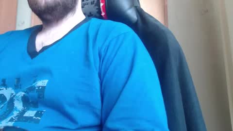 Snapshot of karolhorny96 chatting on 03/08/26, 08:29 Karol online show from 03/08/26, 08:29