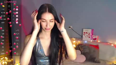 Snapshot of karolina_hottie_ chatting on 10/03/25, 02:41 Kira online show from 10/03/25, 02:41