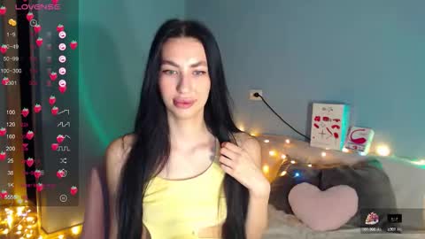 Kira online show from 11/22/25, 02:43