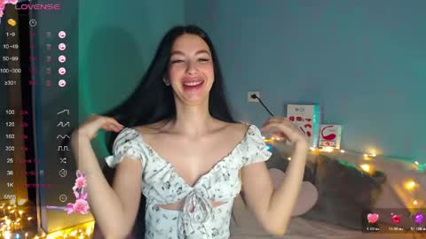 Kira online show from 05/09/26, 01:55