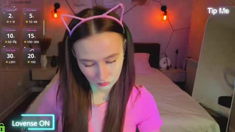 Karolina online show from 03/19/26, 09:35