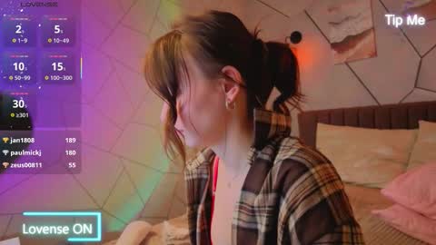 Karolina online show from 03/27/26, 08:37