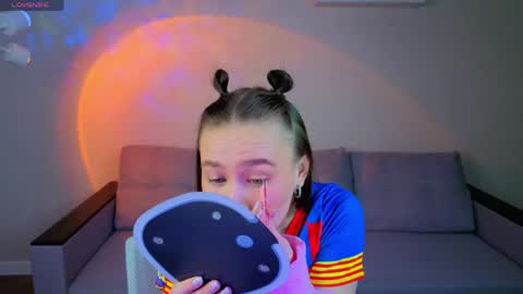 Karolina online show from 04/21/26, 01:42
