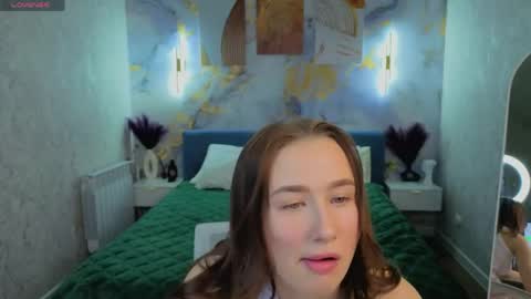 Karolina online show from 05/01/26, 09:03