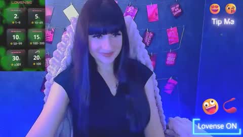 Caroline online show from 02/11/26, 07:24