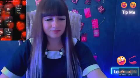 Snapshot of karolina_mia chatting on 06/16/26, 05:21 Caroline online show from 06/16/26, 05:21