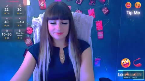 Caroline online show from 07/07/26, 05:54