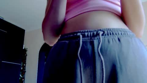 karoline121 online show from 10/05/25, 09:07