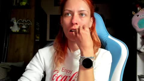 karoline121 online show from 04/24/26, 05:37