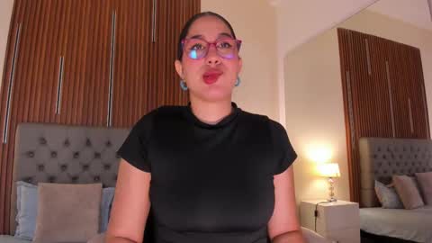 Karoline  online show from 09/27/25, 01:49