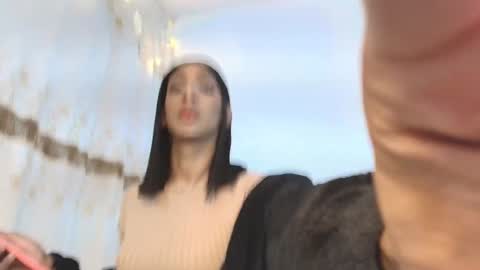 Karoline online show from 12/11/24, 07:53