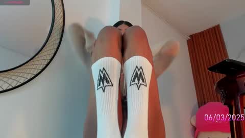 Karoline online show from 03/06/25, 09:42