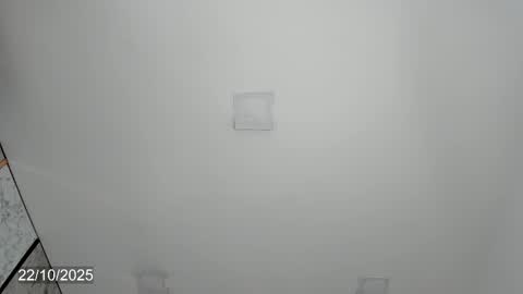 Karoline online show from 10/22/25, 10:20