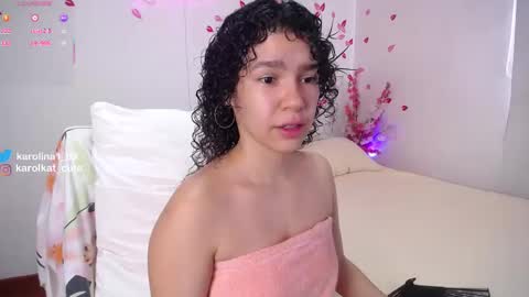 Karolina 3 online show from 09/09/25, 01:54