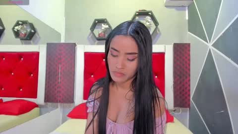 Karol online show from 11/25/25, 12:16